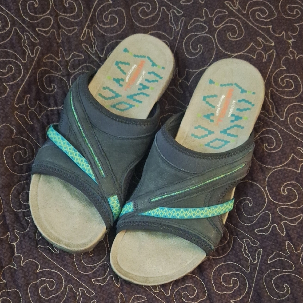Stylish Black and Green Women's Merrell Sandals